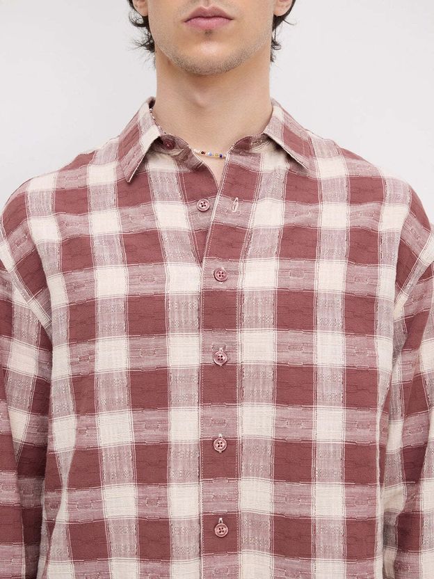 VASTRADO Men Oversized Checkered Casual Shirt - Image 3