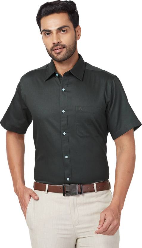 Raymond Men Regular Fit Solid Spread Collar Formal Shirt