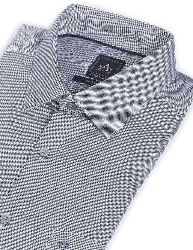 Men Regular Fit Solid Spread Collar Formal Shirt