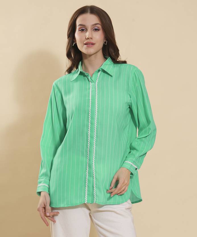 FashFun Women Oversized Fit Striped Spread Collar Casual Shirt