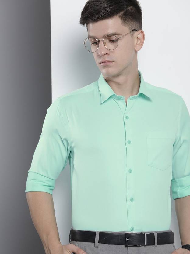 The Indian Garage Co. Men Slim Fit Solid Cut Away Collar Formal Shirt