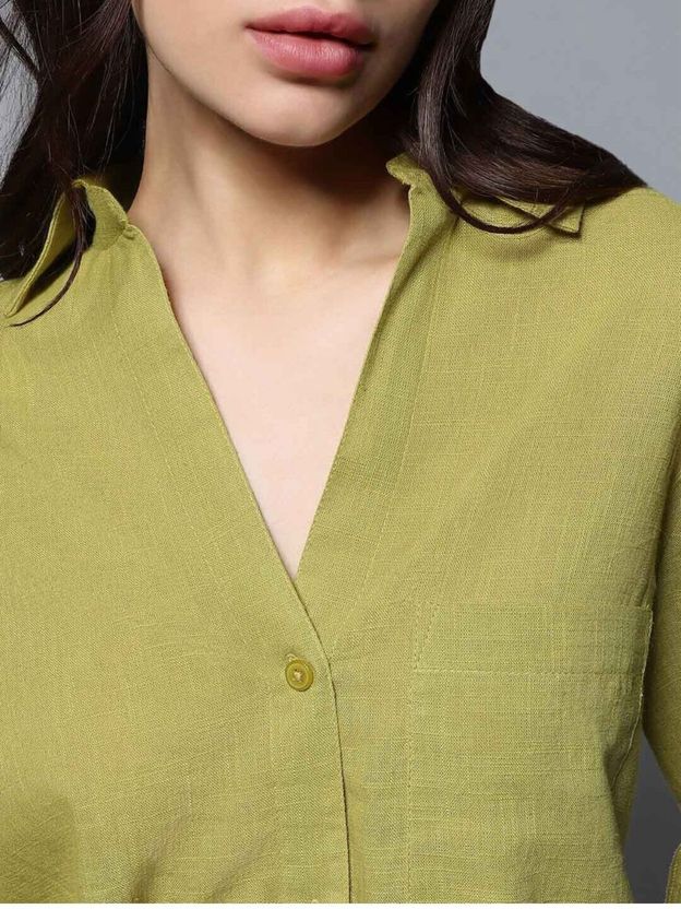 METRONAUT Women Boxy Fit Solid Spread Collar Casual Shirt - Image 3