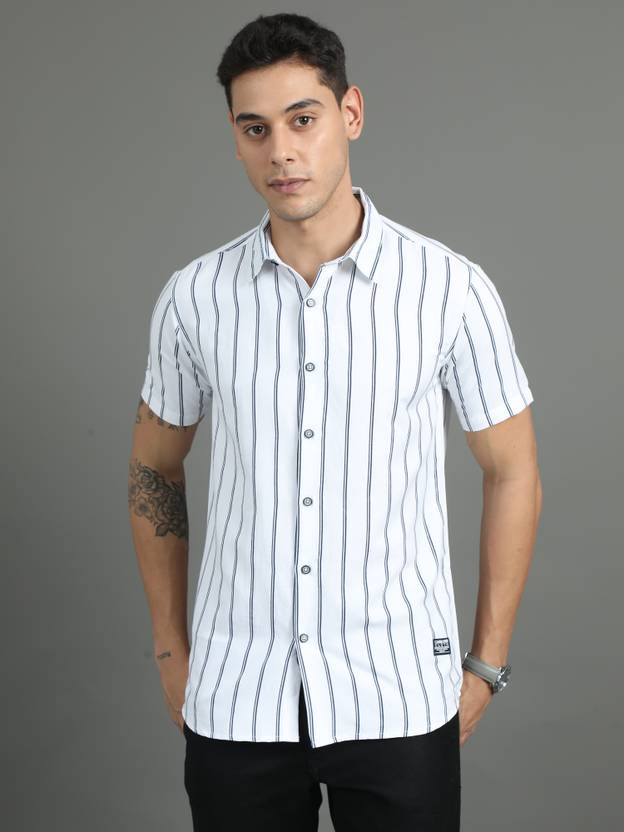 Carbonn Cloth Men Regular Fit Striped Spread Collar Casual Shirt