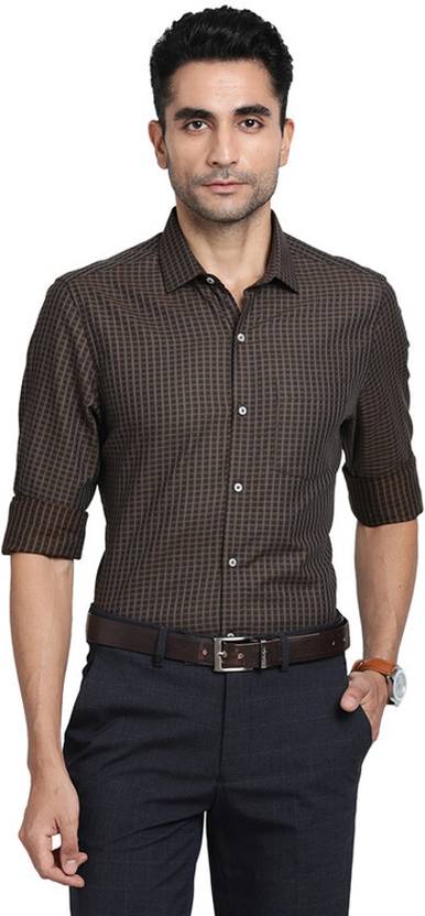 TURTLE Men Slim Fit Checkered Spread Collar Formal Shirt