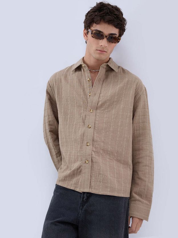 VASTRADO Men Oversized Fit Striped Shirt - Image 7
