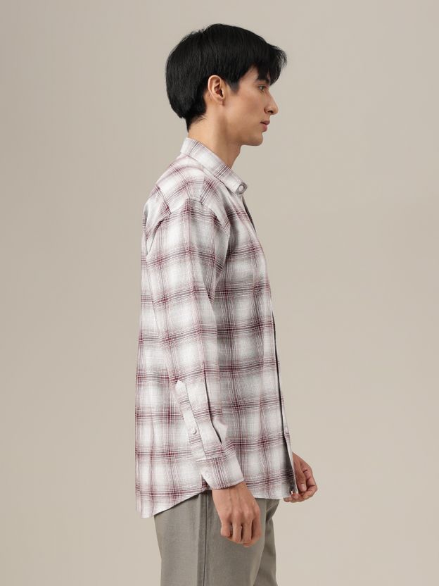 DENNISON Men Oversized Checkered Casual Shirt - Image 3
