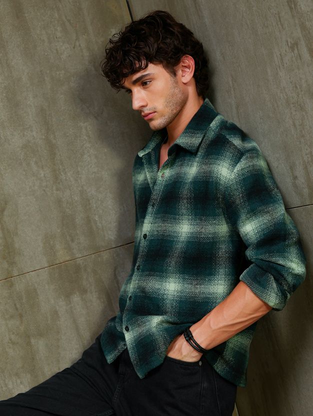 VASTRADO Men Oversized Fit Striped Shirt - Image 9