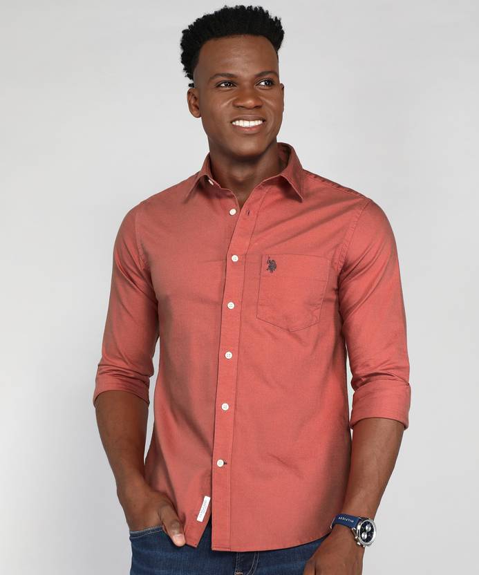 Men Tailored Fit Solid Spread Collar Casual Shirt