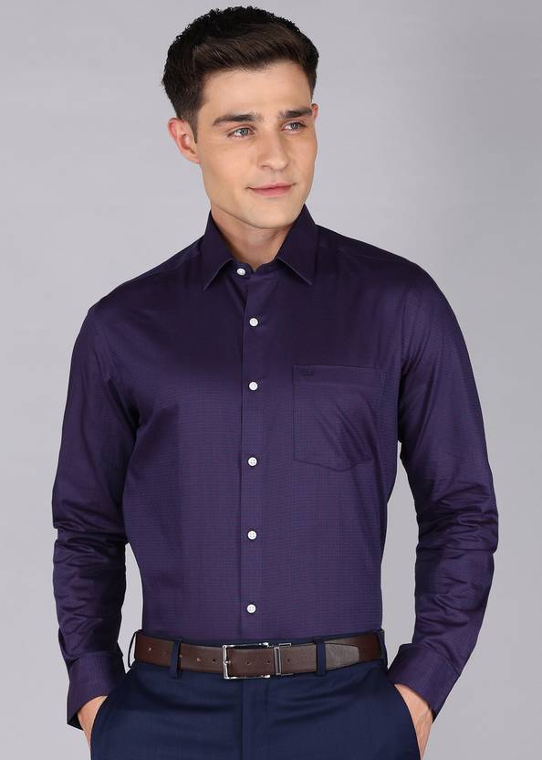 ARROW Men Slim Fit Checkered Cut Away Collar Formal Shirt