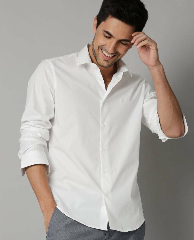 EIGHTEEN UP Men Regular Fit Solid Spread Collar Casual Shirt