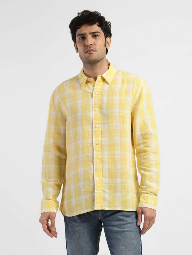 Men Regular Fit Checkered Spread Collar Casual Shirt