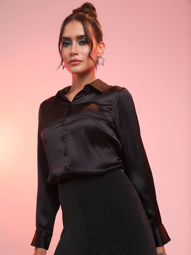 Tokyo Talkies Women Regular Fit Solid Cut Away Collar Casual Shirt