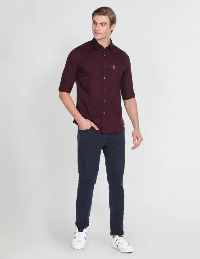 Men Slim Fit Solid Spread Collar Casual Shirt