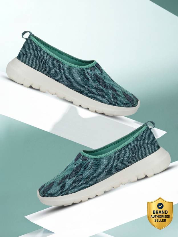 HRX by Hrithik Roshan GO-LITE Walking Shoes For Women