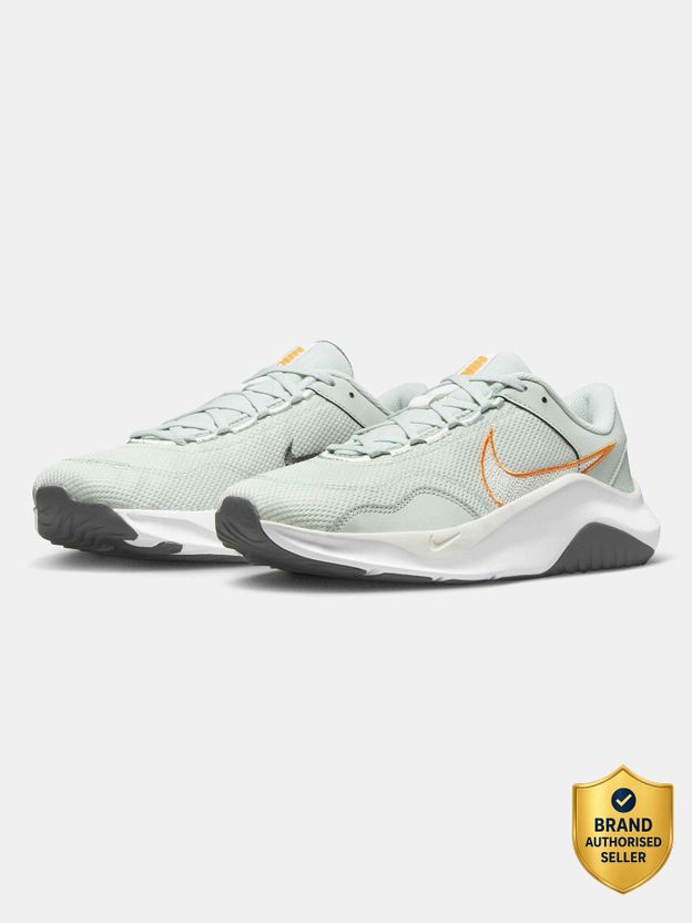 NIKE Men's Legend Essential 3 nn Training Shoes - Image 1