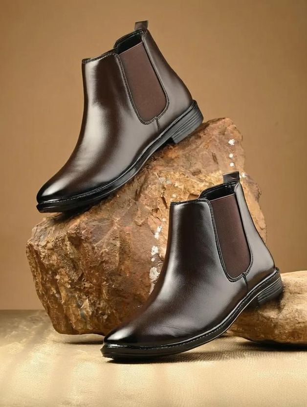 AMICO Men's Chelsea Boots - Image 1