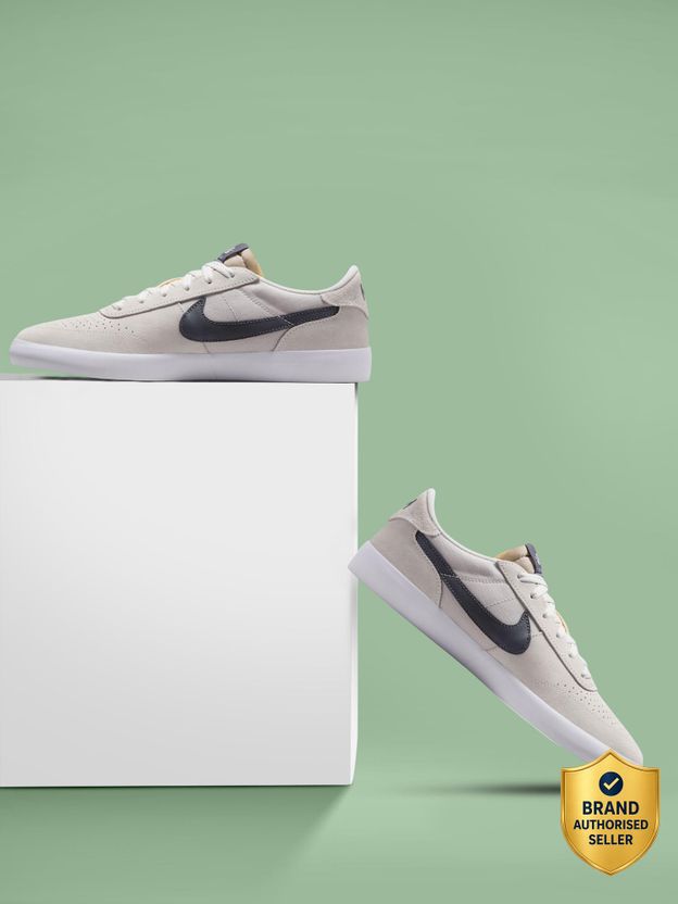 Nike SB Heritage Vulc Skateboard Shoes White 8 - Image 10