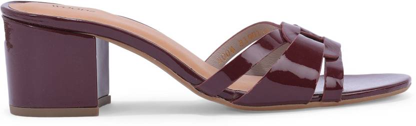 WOODS Women Sandals