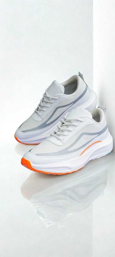 BLUVYN White Men's Running Shoes - Image 4