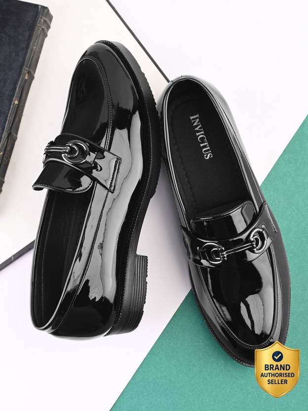 INVICTUS Textured Formal Slipon Loafers with Metal Accent for party & formal occasion Slip On For Men