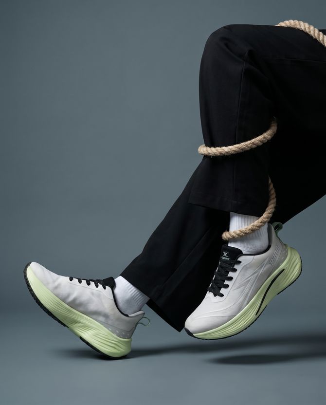 Rannr Comfortable Sports Running Shoes for Men - Image 5