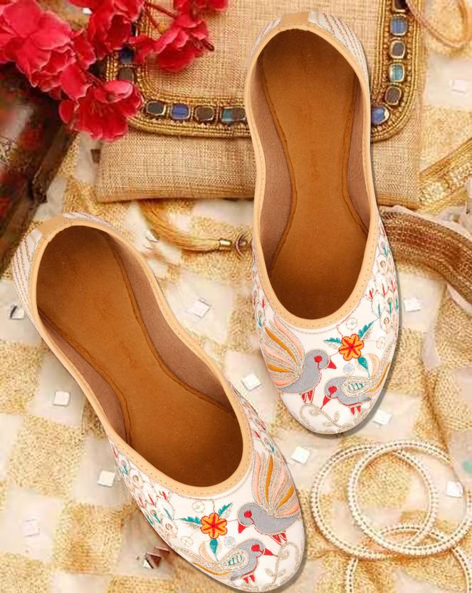 Tryfeet Women Dulha Dulhan Hand Embroided Bridal Ethnic Jutti Bellies Sandal