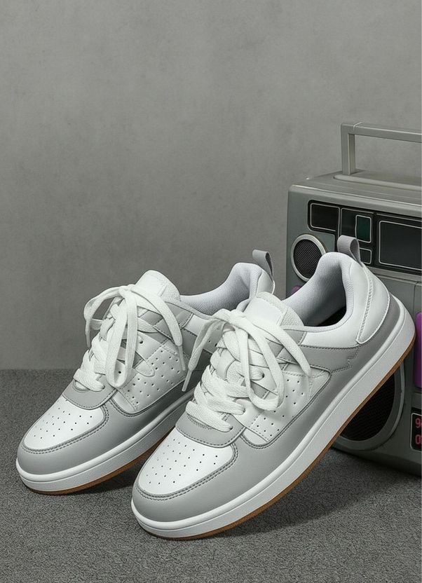 STEPHUB Men's White Sneakers Size 8 - Image 2