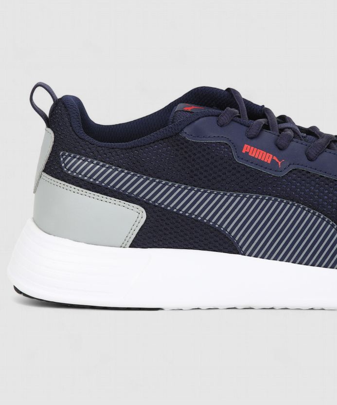 PUMA Fire Run Sneakers For Men (Blue, 9) - Image 8