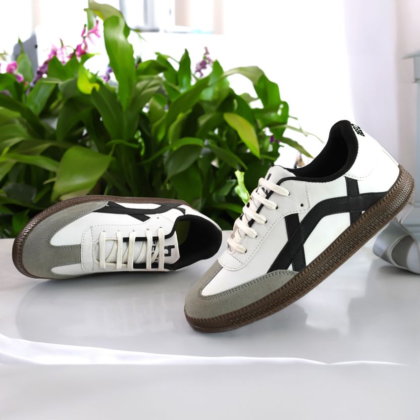 SnugZ White Casual Sneakers for Men - Image 9