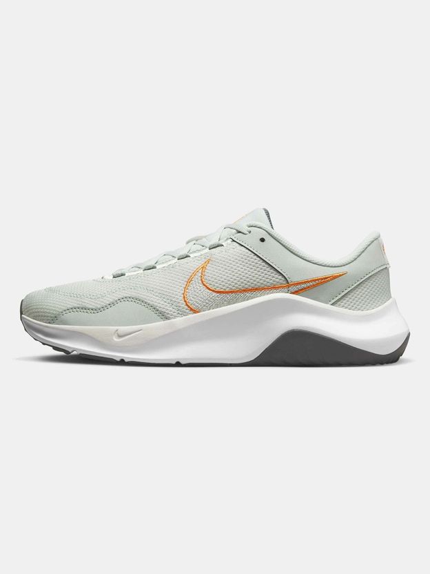 NIKE Men's Legend Essential 3 nn Training Shoes - Image 2
