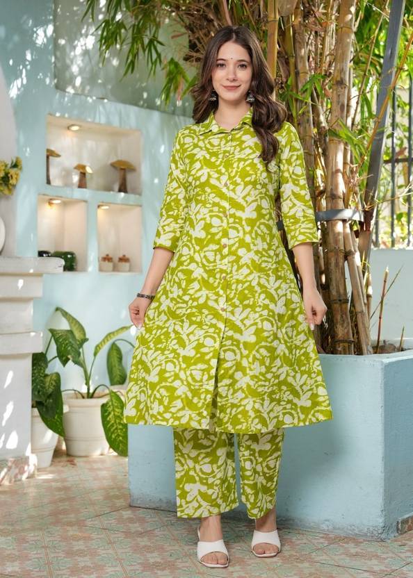 Tanavigarment Women Viscose Rayon Kurta Pant Set