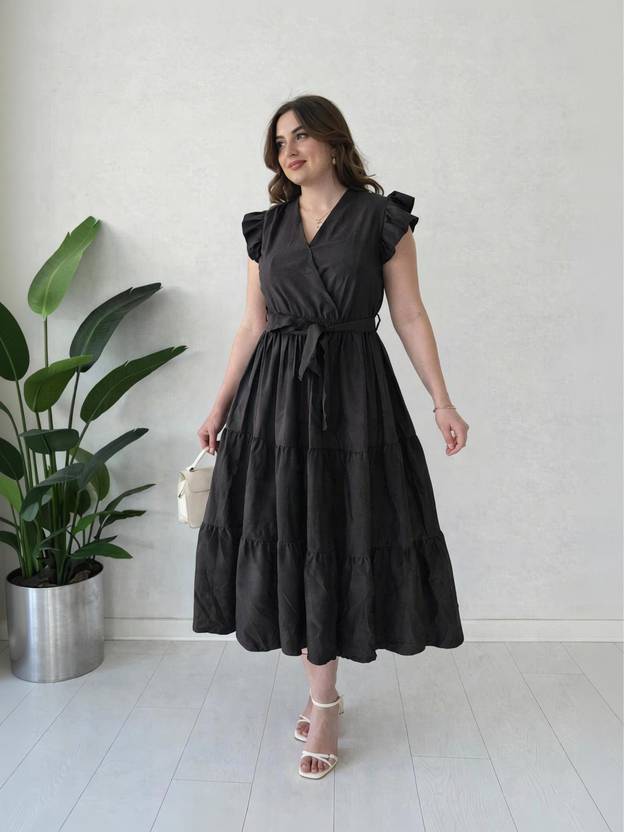FabFinds Women Tiered Black Maxi/Full Length Dress