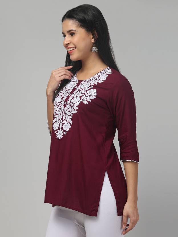 ILMA CREATION Women Embroidered Straight Kurta