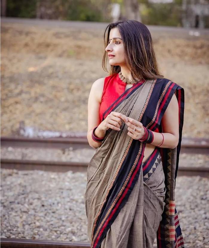 HouseOfCommon Printed Bollywood Pure Cotton Saree (Brown)