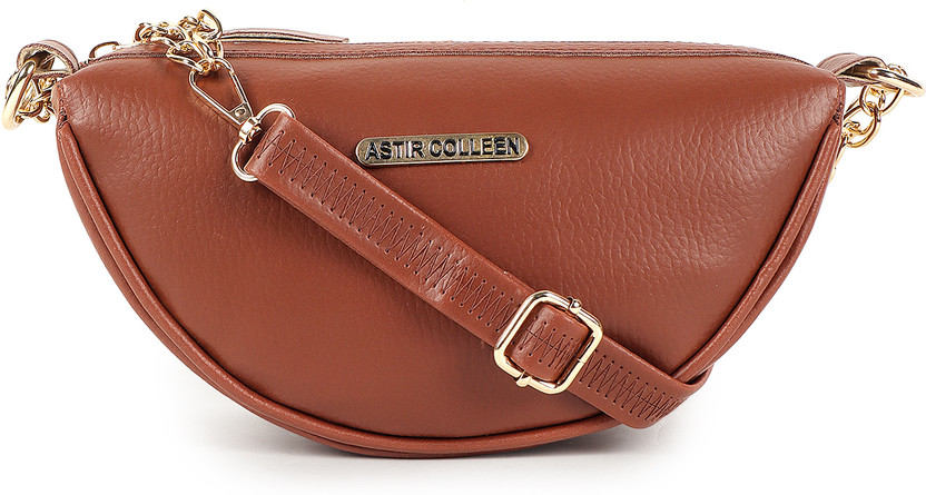 Sling Half Moon - Tan