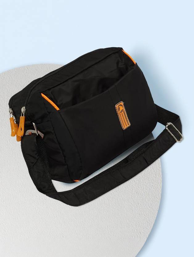 Zouki Black Men & Women Sling Bag Sling bag