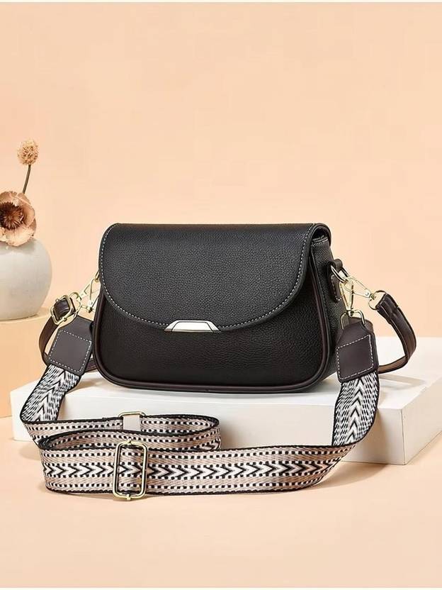 TrendStore Black Women Sling Bag Women's stylish All-Match Small Square Sling Bag