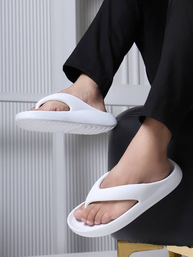 TOE CANDY Men Slippers