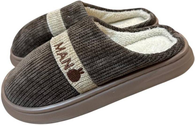 capznmore Men Slippers