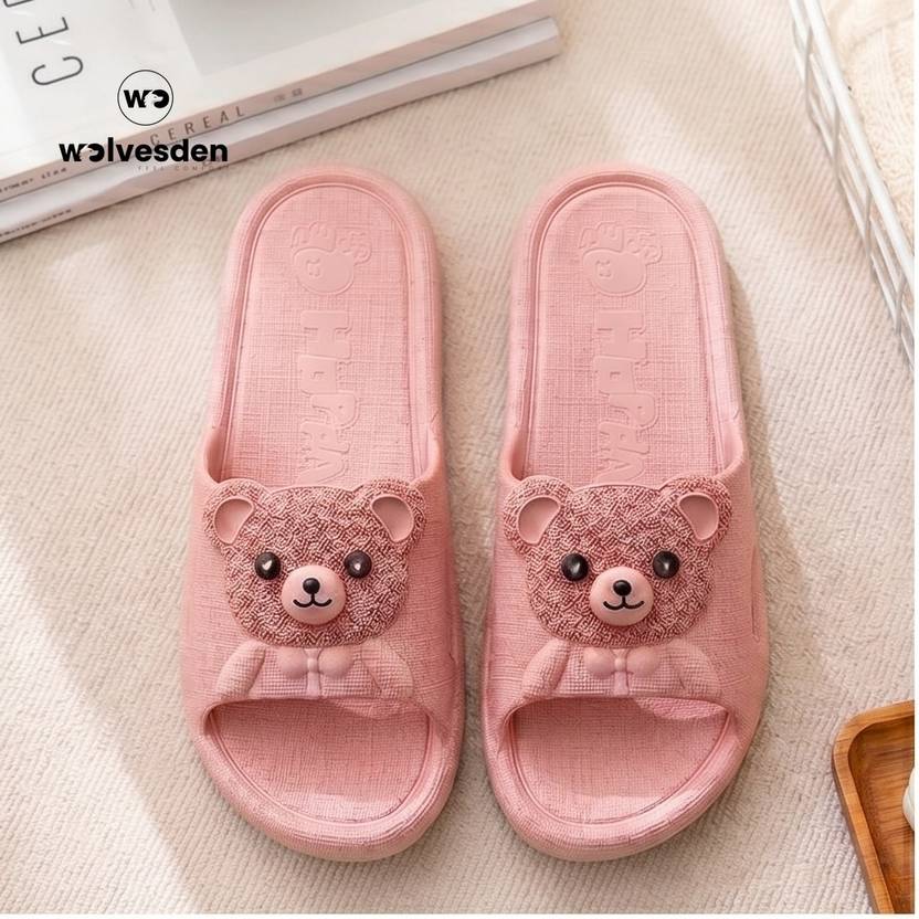 WOLVESDEN Women Slides