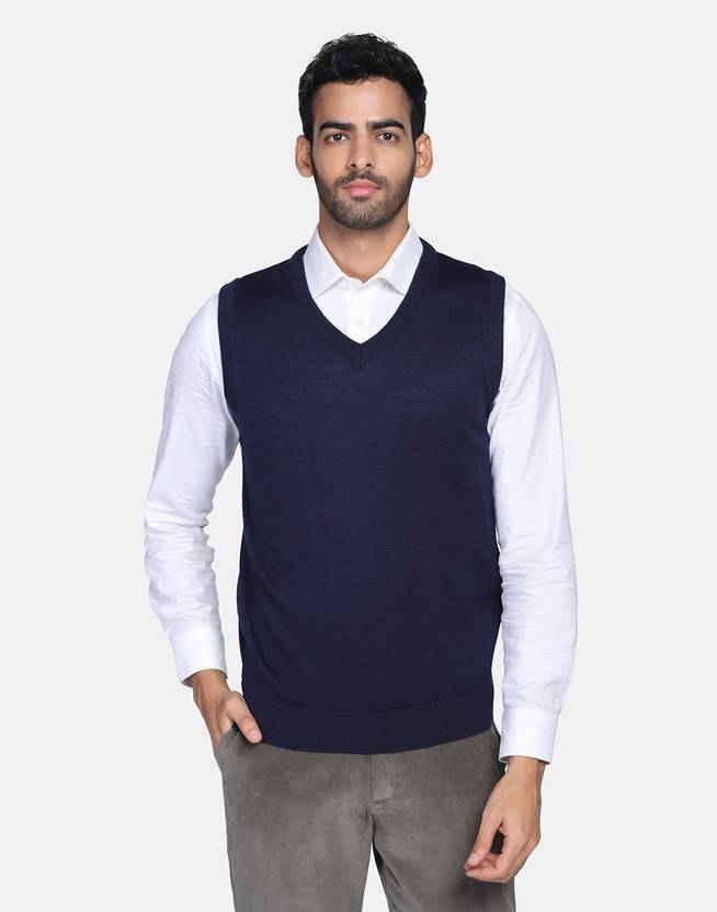 Men Solid V Neck Blue Sweater