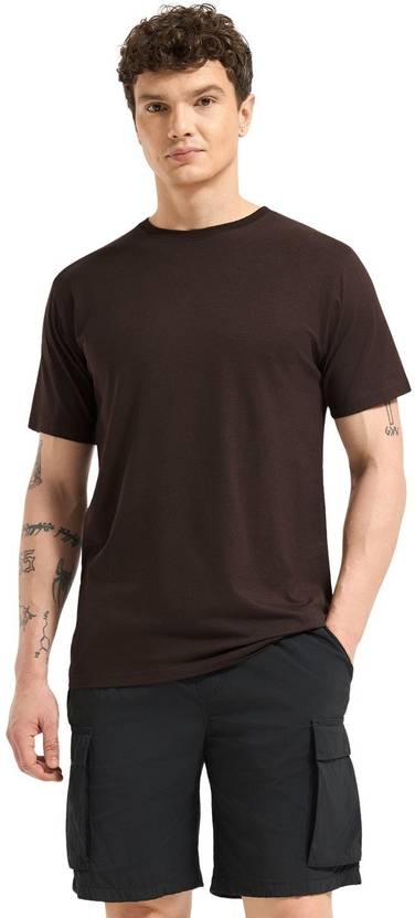 Wellbi Solid Men Round Neck Brown T-Shirt