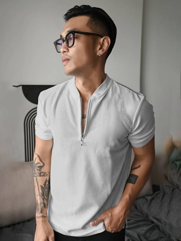 Jump Cuts Men Solid Henley Neck Polyester Grey T-Shirt