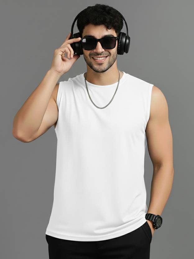 Bribzy Solid Men Round Neck White T-Shirt