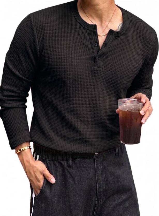 Rufica Men Self Design Henley Neck Cotton Blend Black T-Shirt