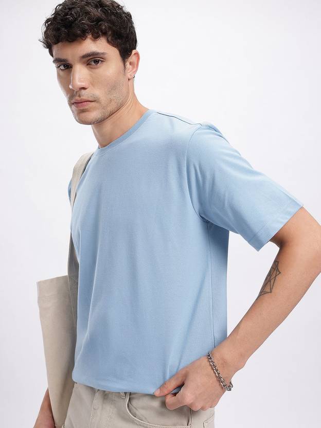 Glitchez Men Solid Round Neck Pure Cotton Blue T-Shirt