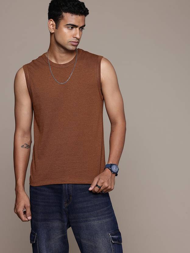 R.Code by The Roadster Life Co. Men Solid Round Neck Cotton Blend Brown T-Shirt