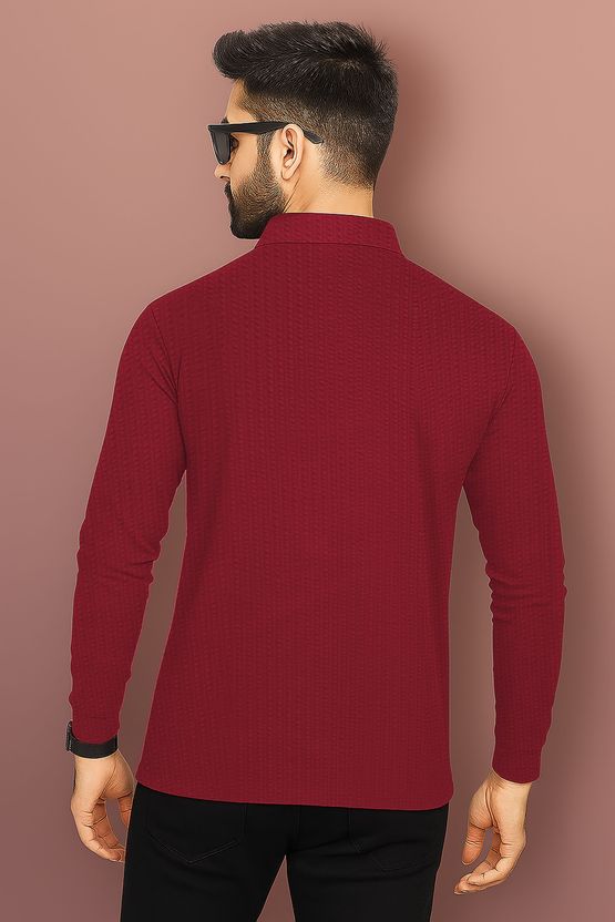HELMONT Men Grey Maroon Zip Neck T-Shirt - Image 4