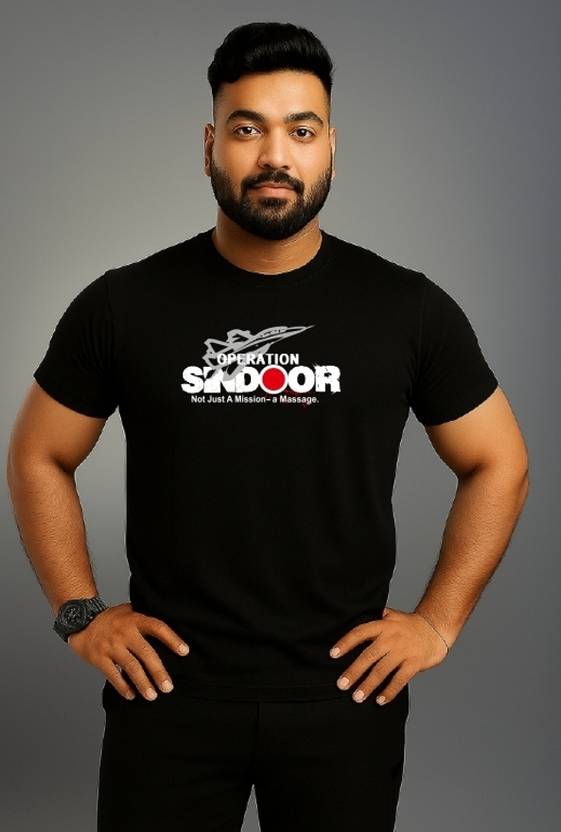 Mango Fashion Men Solid Round Neck Polycotton Black T-Shirt