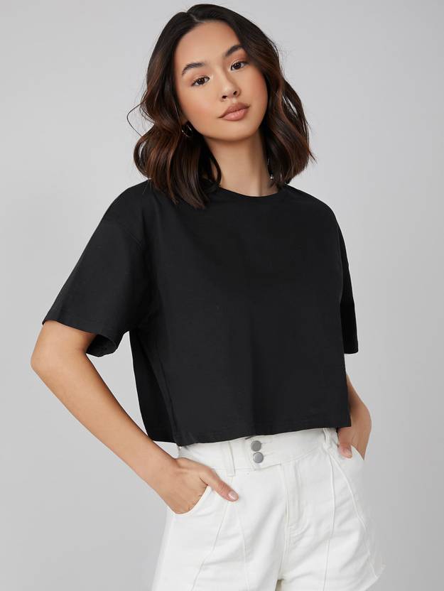 Aahwan Women Solid Round Neck Cotton Blend Black T-Shirt